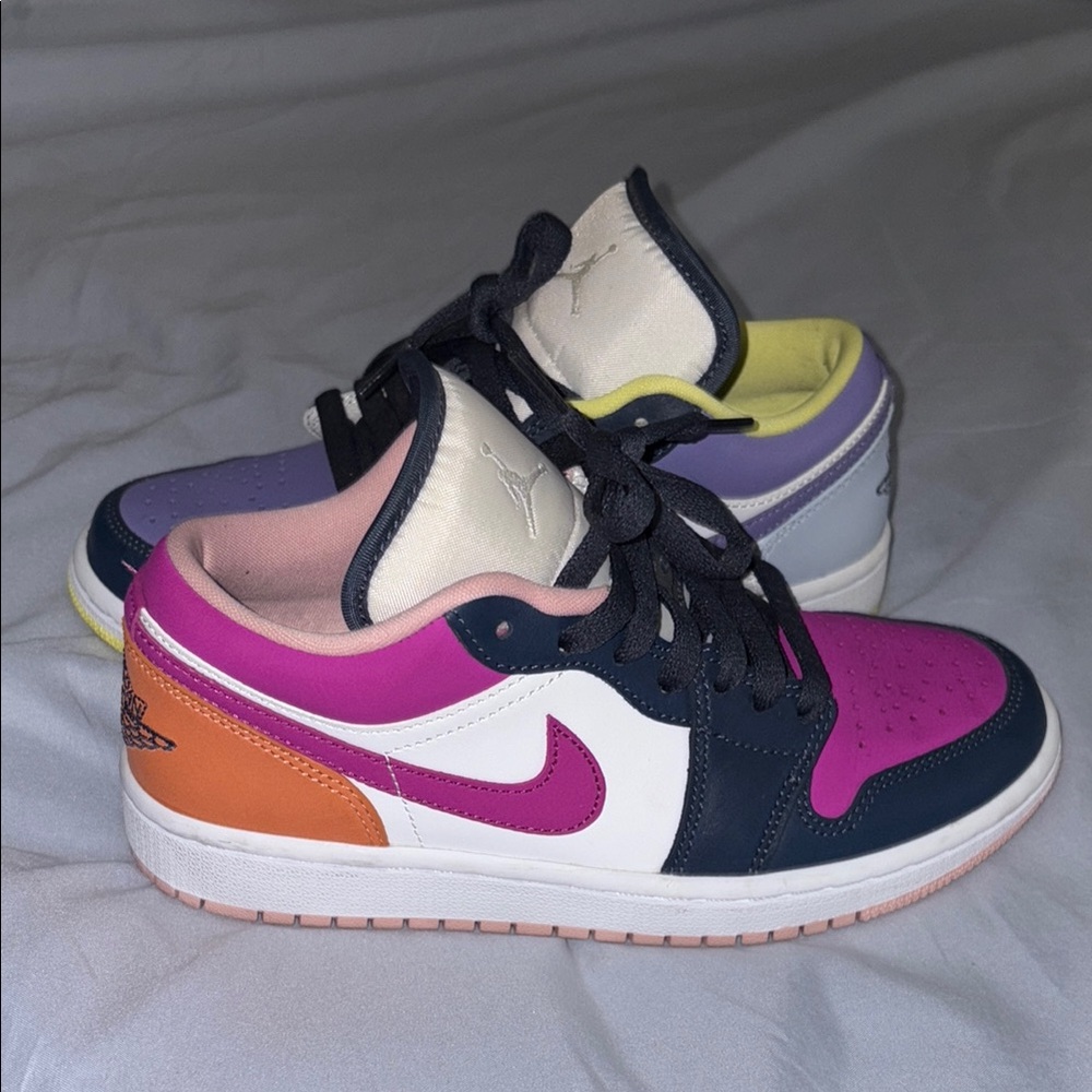 Jordan 1s low Multicolor